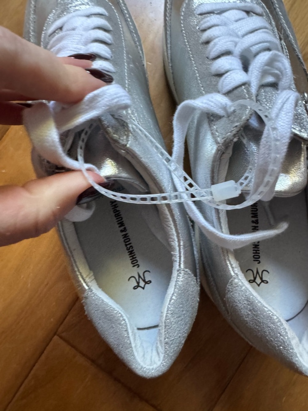 NWT Johnston & Murphy Gracie Side-Zip Sneaker Sz 7 (no original box) - Picture 7 of 9